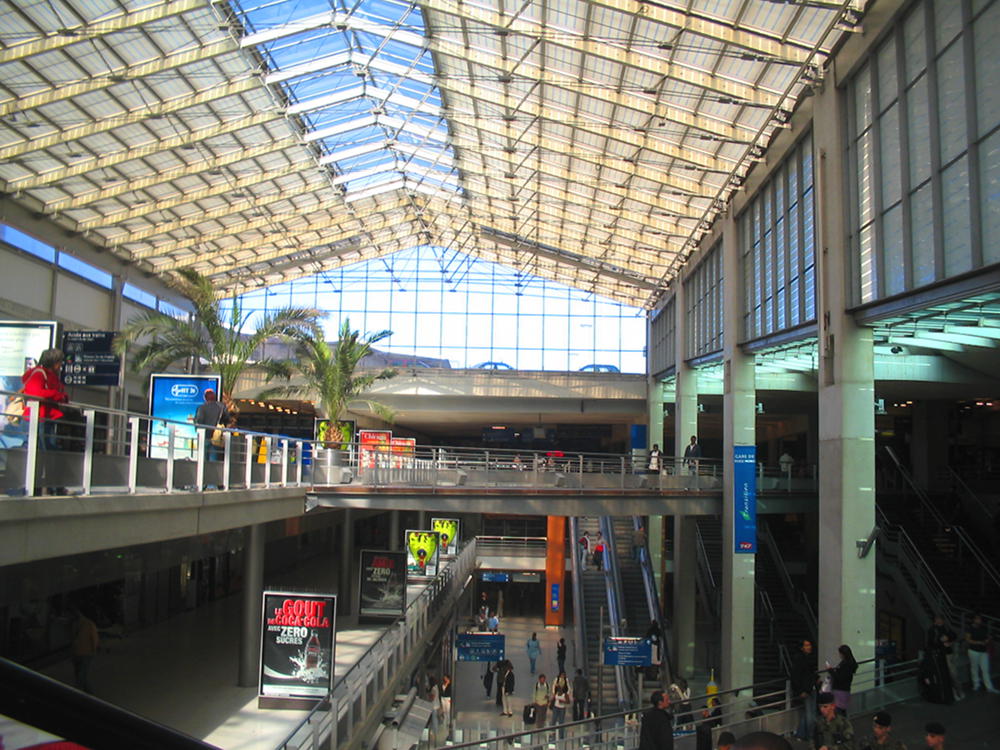 Gare du Nord – poczekalnia w Paryżuwikipedia.org (CC 2.0)
