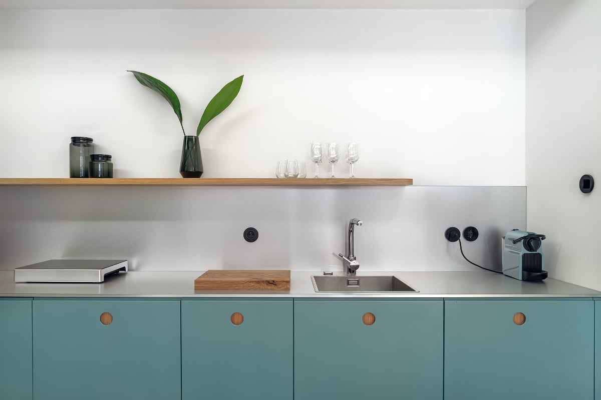 Minimalistyczna kuchnia | proj. Interurban, photo: Tom Kurek