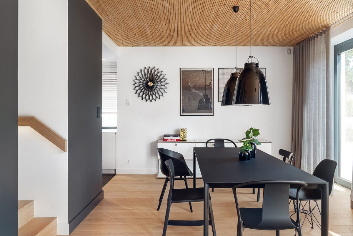 Wnętrze eko rezydencji w Chybach, proj. Ev Architects, foto.: Tom Kurek