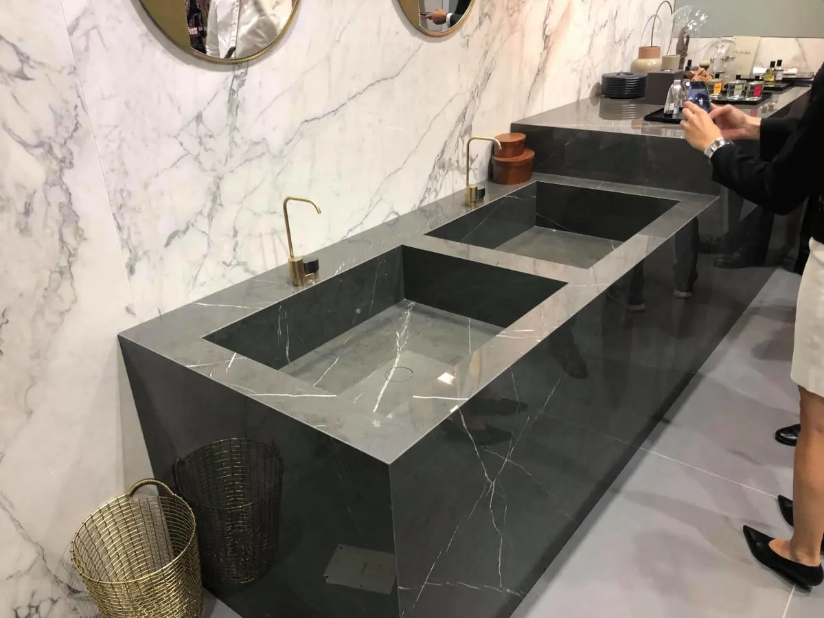 Umywalki z płytek - propozycja marki Marazzi