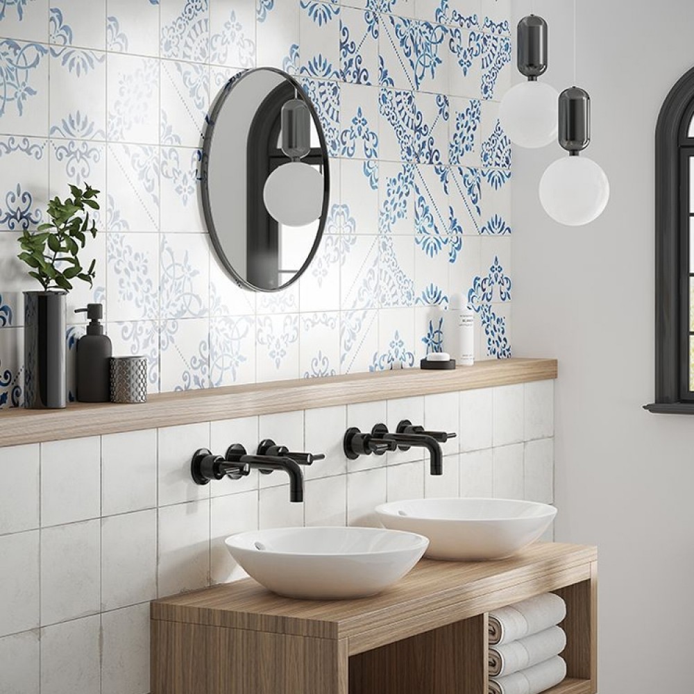 Płytki WOW DESIGN BLANC ET BLEU | Projekt sielskiej łazienki z wykorzystaniem hiszpańskich płytek