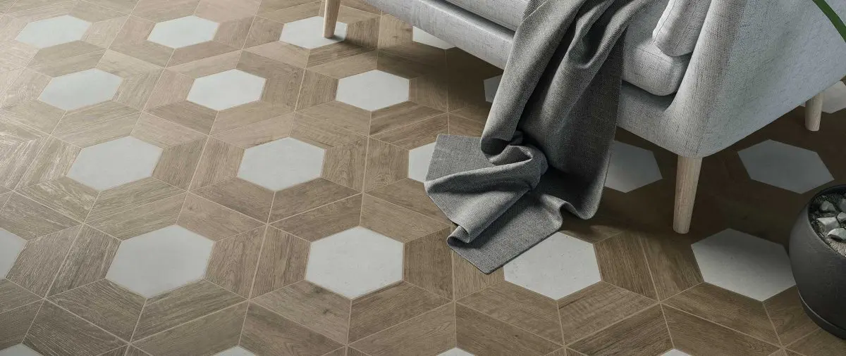Płytki drewnopodobne z kolekcji 60° marki Wow Design (marka dostępna w naszych showroomach)