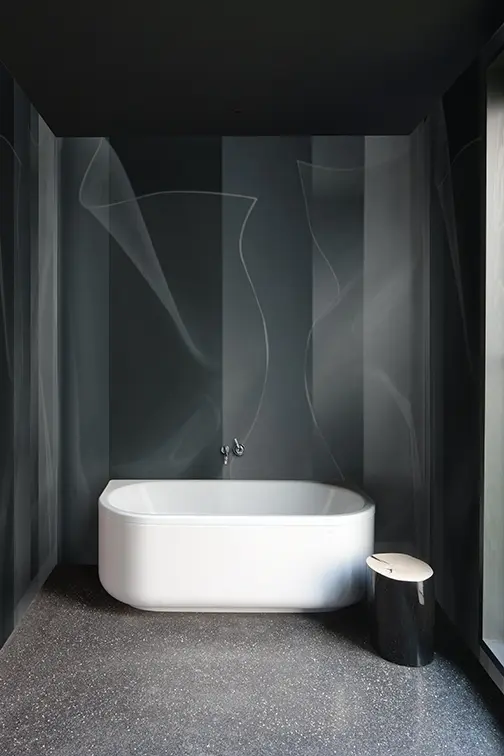 Tapeta Tip Toe z nowej kolekcji Wet System od Wall & Deco