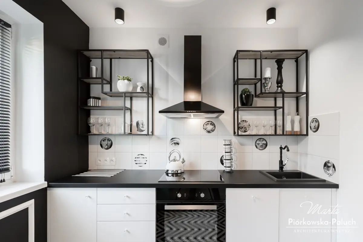 Kuchnia black&amp;white.| Projekt: Marta Piórkowska-Paluch