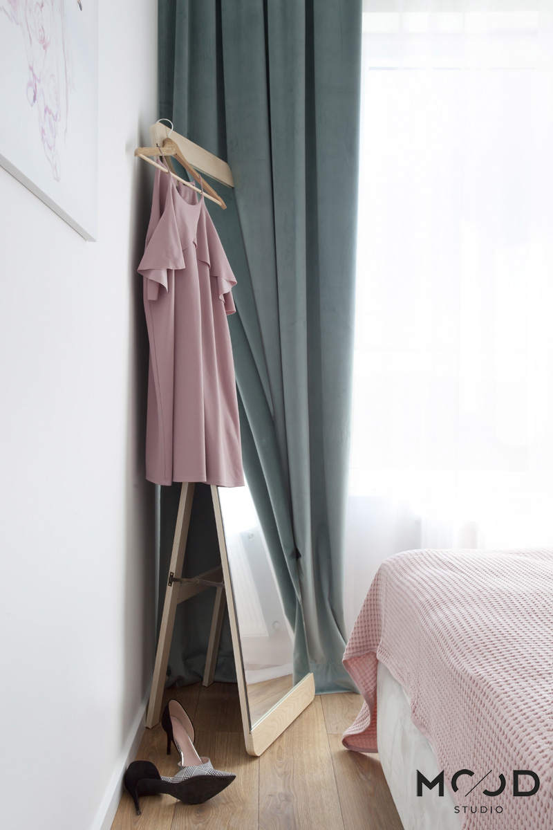 Proj.: Iga Żywica - MOOD STUDIO