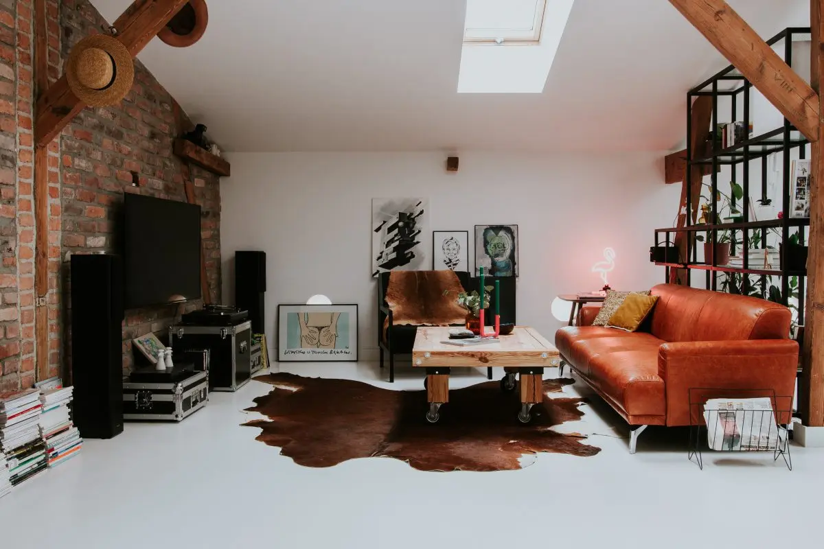 Poznański loft w kamienicy zbudowanej pod koniec XIX wieku  | Proj: Szalbierz Design