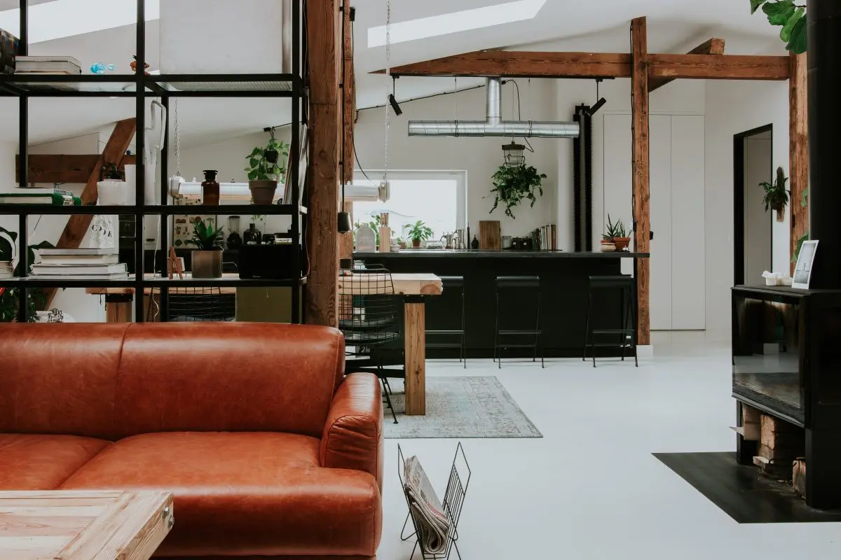 Poznański loft w kamienicy zbudowanej pod koniec XIX wieku  | Proj: Szalbierz Design