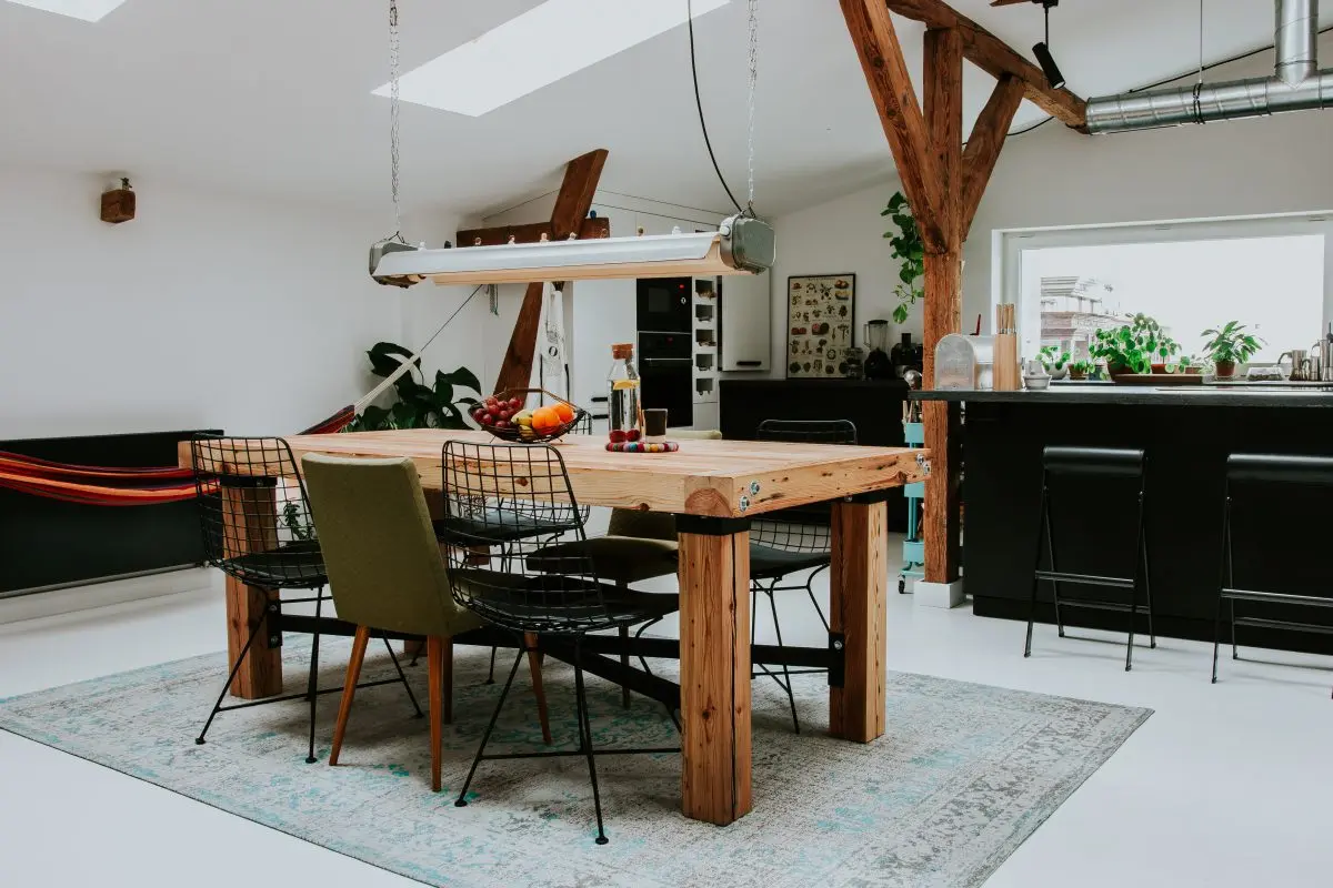 Poznański loft w kamienicy zbudowanej pod koniec XIX wieku  | Proj: Szalbierz Design