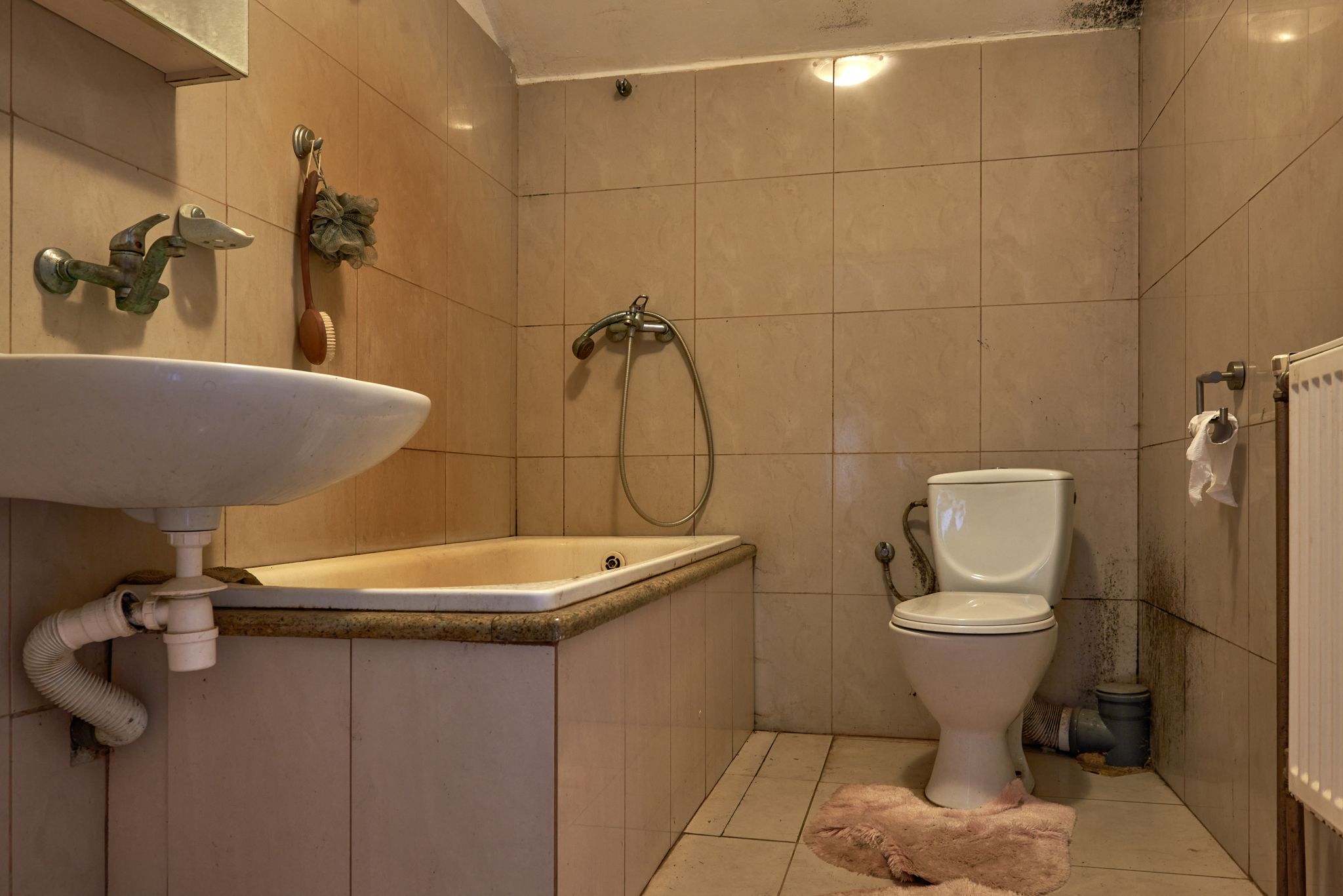 Metamorfoza łazienki w 100 letnim domu - LadyoftheHouse