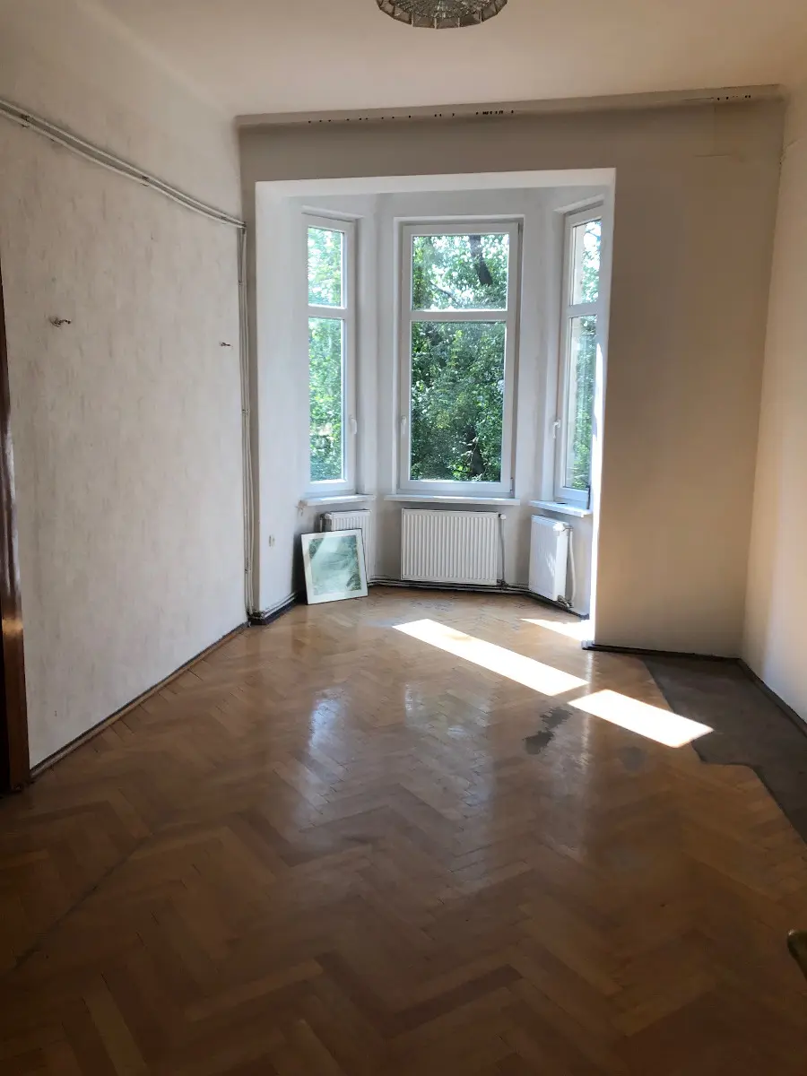 Salon przed remontem