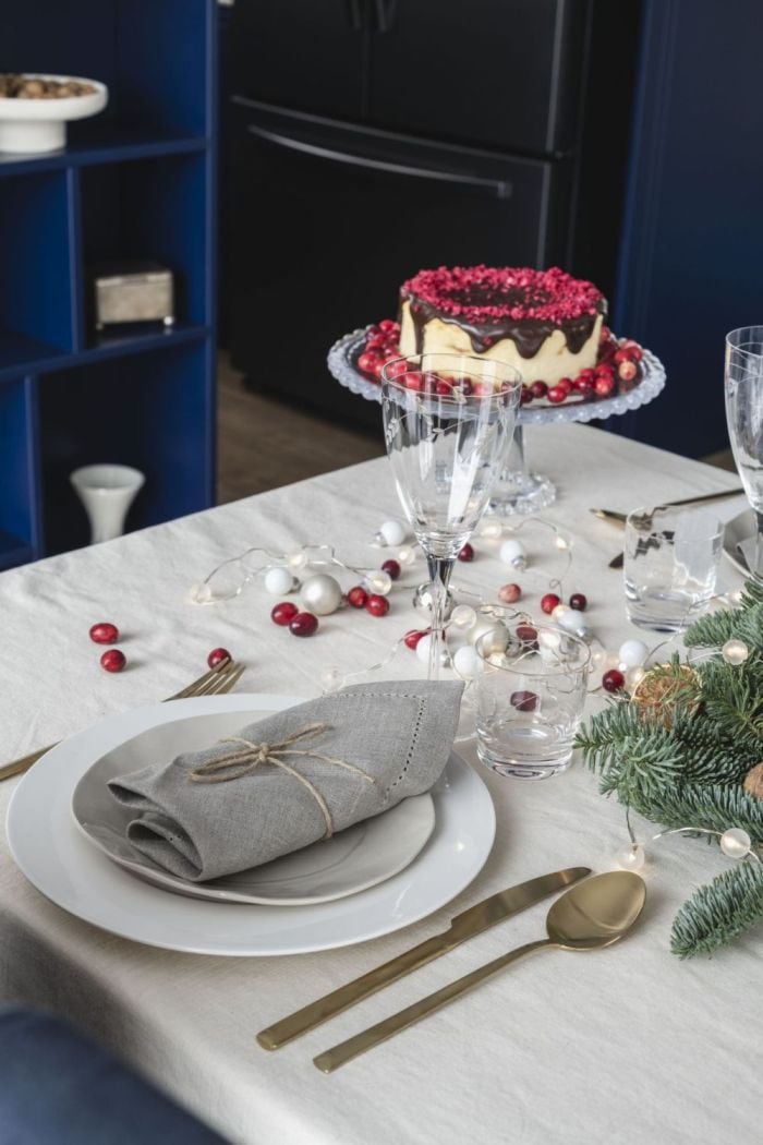 Proj.: Decoroom - Olga Nowosad-Szewców i Katarzyna Domańska, świąteczna stylizacja Aleksandra Tefelska; Zdjęcia: Marta Behling, Fot.: Mat Pawelski