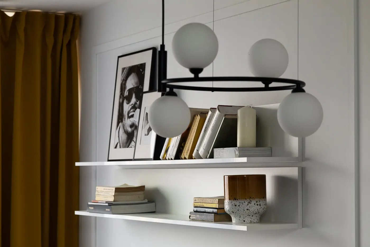 Piotr Skorupa  Scope Interior Design. Zdjęcia  Paweł Biedrzycki z pracowni Kąty Proste.