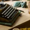 Realizacja iHome Studio - Mieszkanie dla miłośnika designu i historii