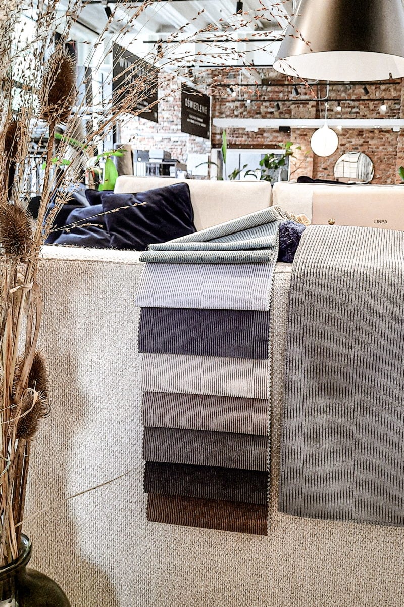 Próbniki tkanin sztruksowych znajdziesz w showroomach Internity Home