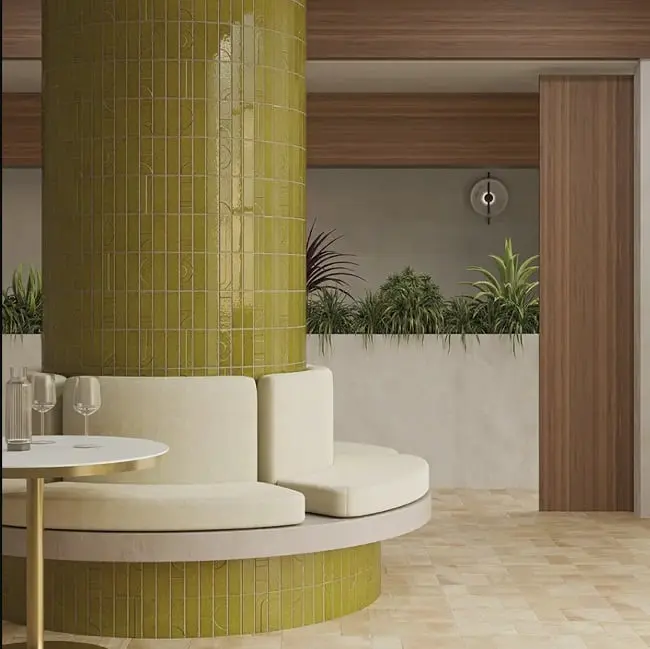 Hammer Decor