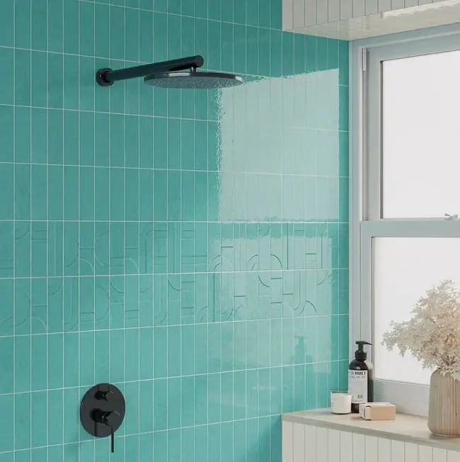 Hammer Decor