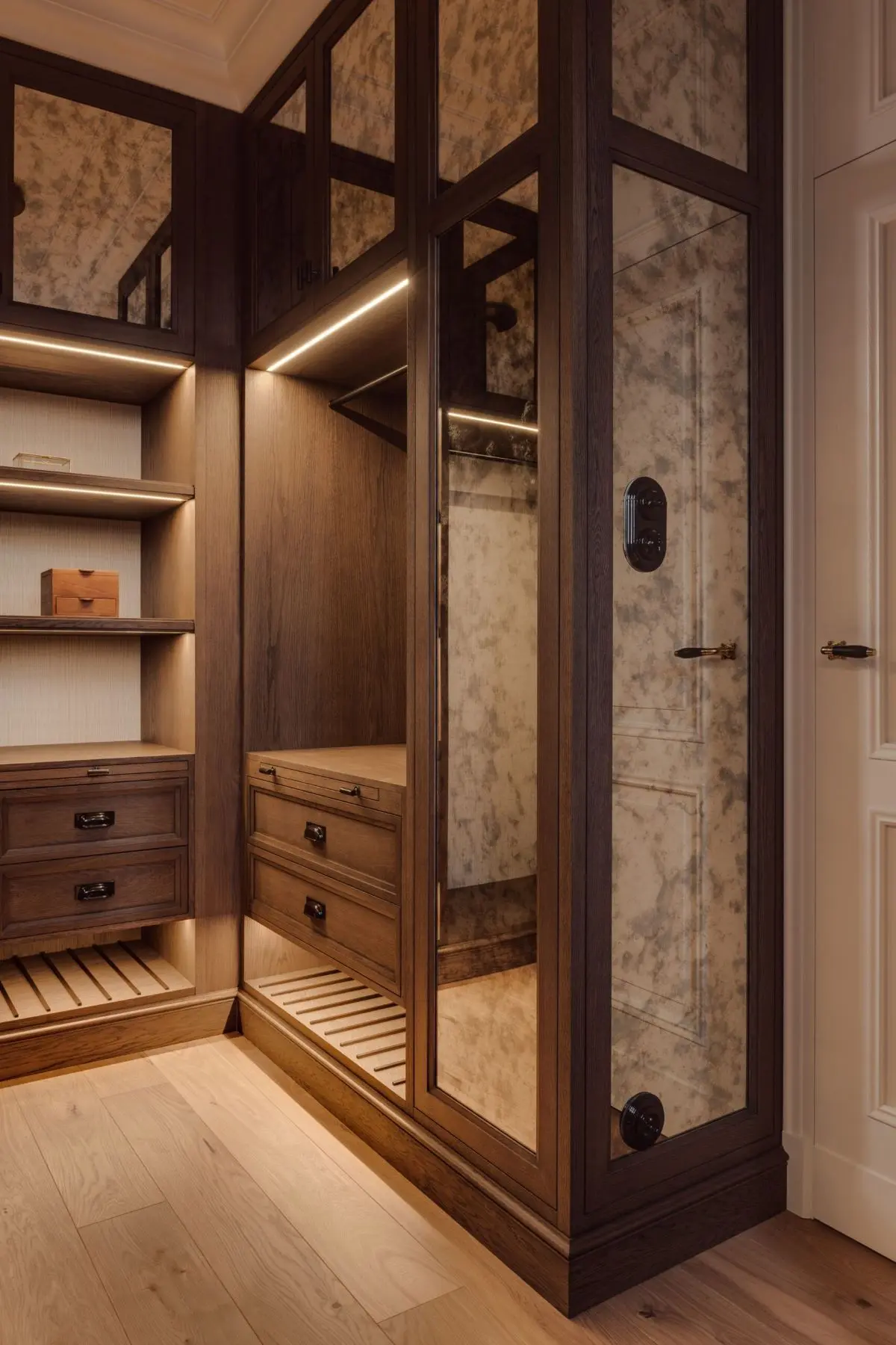 Design: JT Grupa