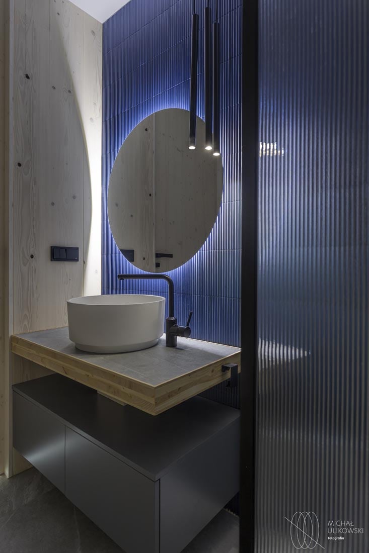 DOM NAD JEZIOREM | PROJ: YO HOME DESIGN PROJEKTOWANIE WNĘTRZ