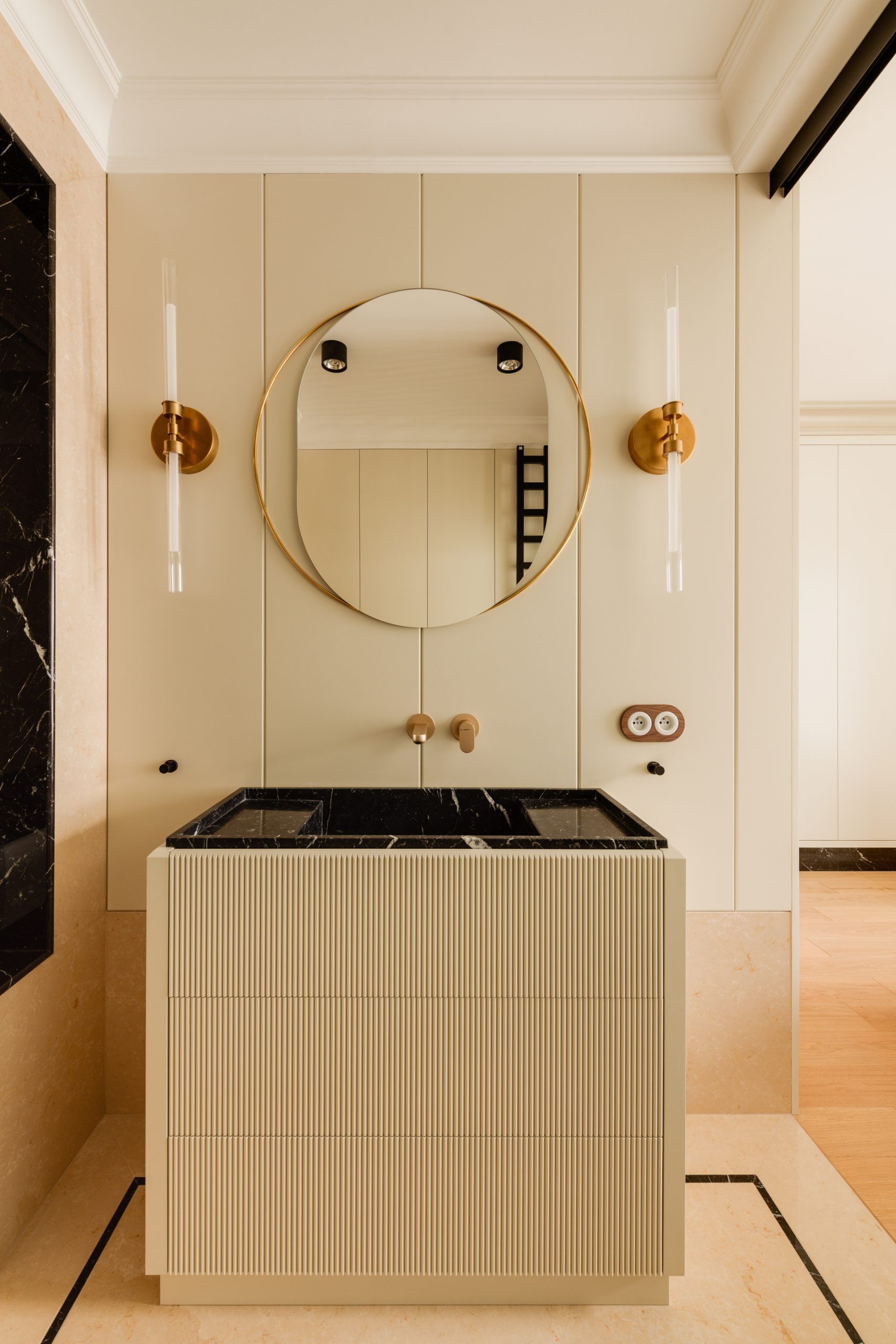 DESIGN: JT GRUPA