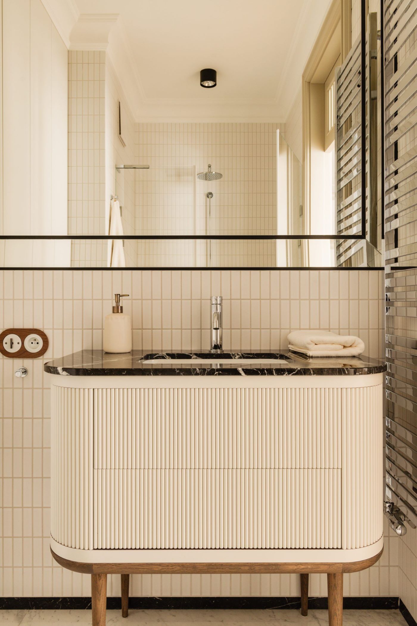 DESIGN: JT GRUPA