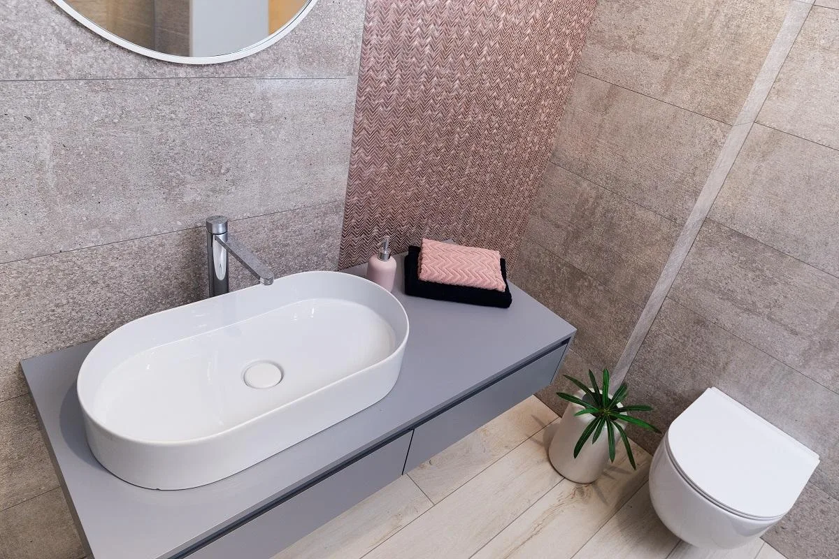 739587_A1.jpg
